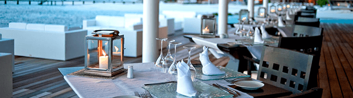 Diamonds Thudufushi Aqua over water Restaurant