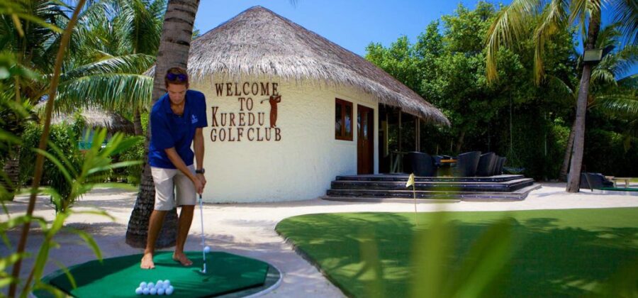Komandoo Island Resort & Spa Golf Club