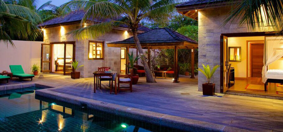 Kuredu Island Resort & Spa Family Pool Villa