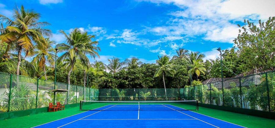 Kuredu Island Resort & Spa Tennis Court