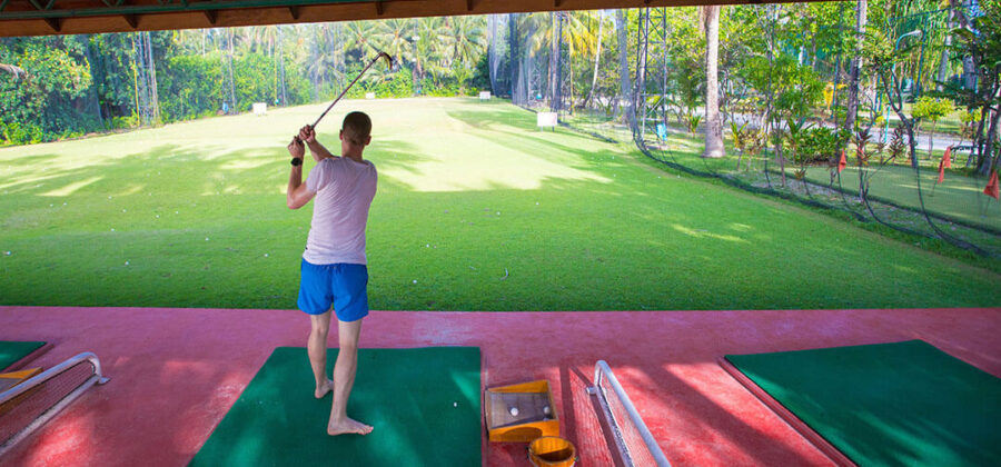 Meeru Island Resort & Spa Golf Driving Range