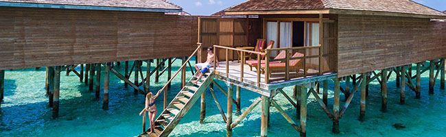 Meeru Island Resort & Spa Jacuzzi Water Villa Terrasse Wasserzugang
