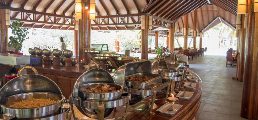 Palm Beach Island Resort & Spa Maldives Dandehelu Restaurant Buffet