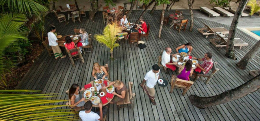 Reethi Beach Resort Restaurant Terrasse