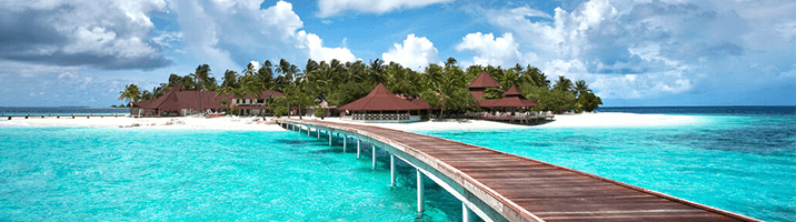 Diamonds Thudufushi Steg und Insel